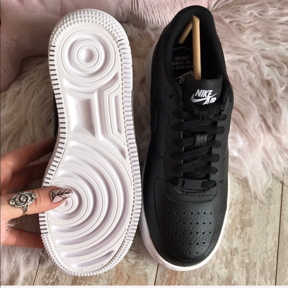 NWT Nike Air Force 1 upstep Black Leather - Picture 7 of 8